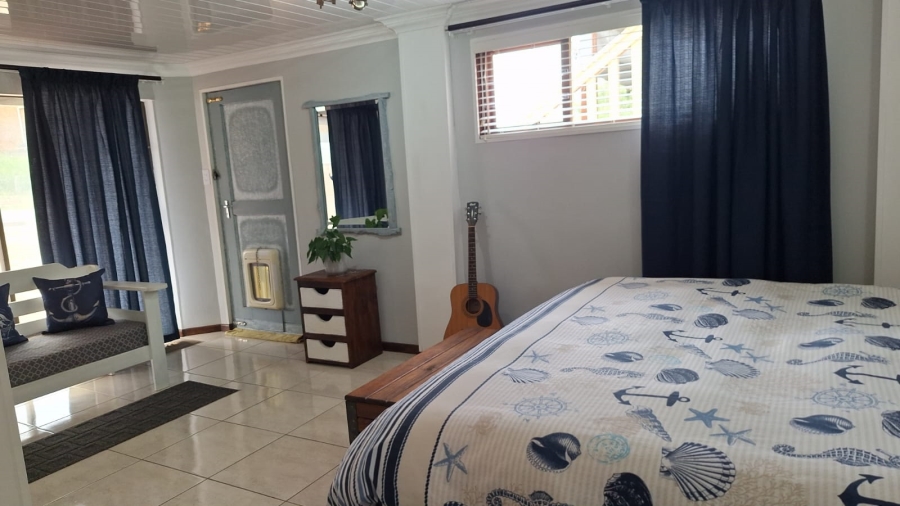 4 Bedroom Property for Sale in Stilbaai Wes Western Cape